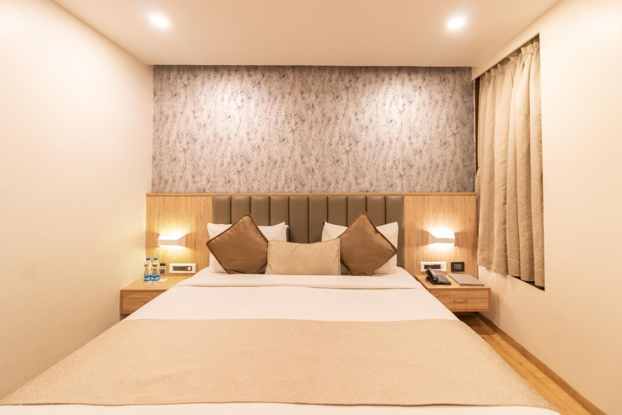 Hotel Celestiial , Candolim Εξωτερικό φωτογραφία