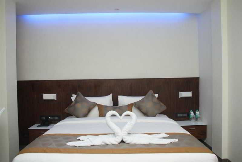 Hotel Celestiial , Candolim Εξωτερικό φωτογραφία